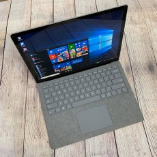 Surface laptop Core i7 Ram 16GB SSD 1Tb (Like New)
