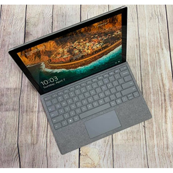 Surface Pro 4 -Core i7 Ram 16GB SSD 256GB New 97-98%
