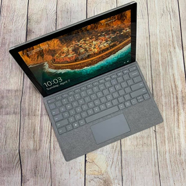 Surface Pro 4 -Core i7 Ram 8GB SSD 256GB New 98%